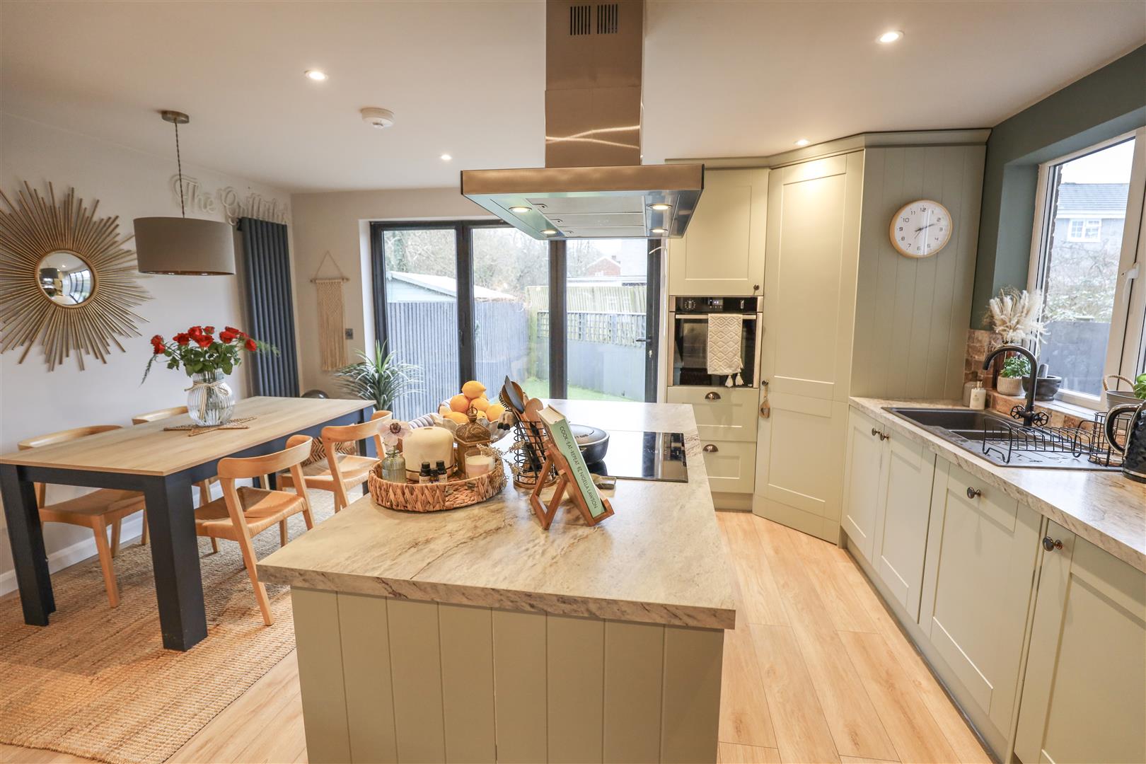 37 Millfield Drive, Cowbridge, Vale of Glamorgan, CF71 7BR